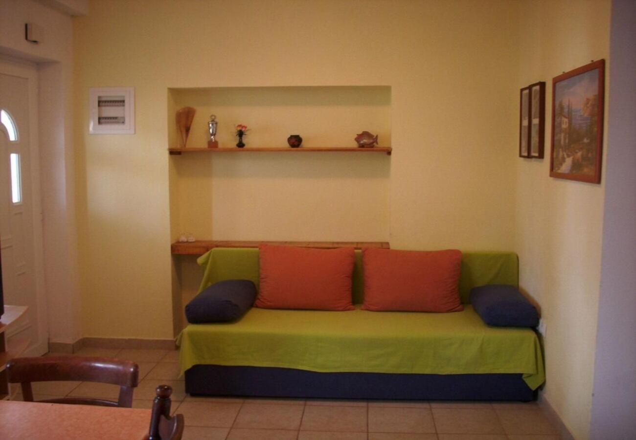 Apartment Slaven Vinisce Bagian luar foto
