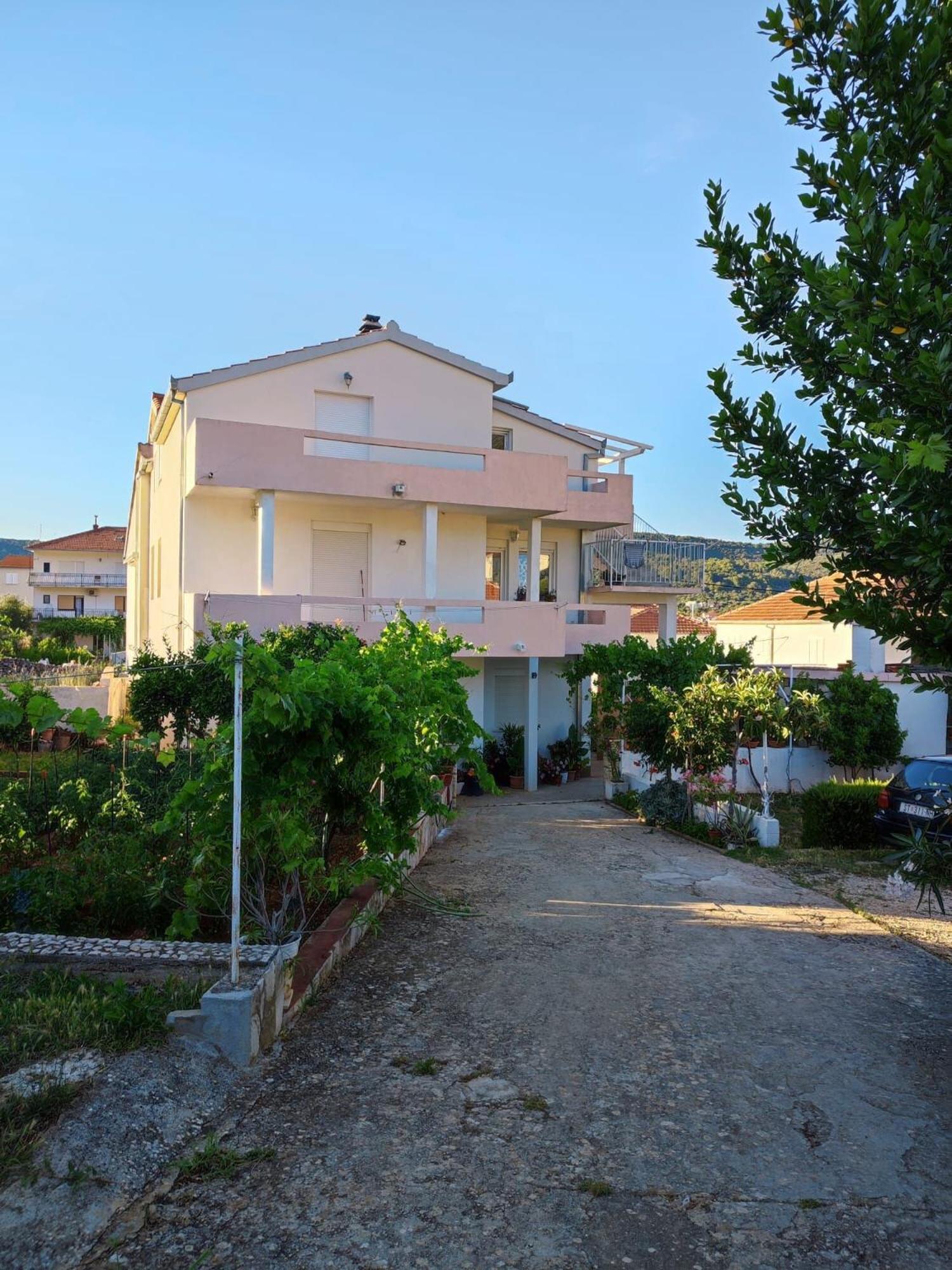 Apartment Slaven Vinisce Bagian luar foto