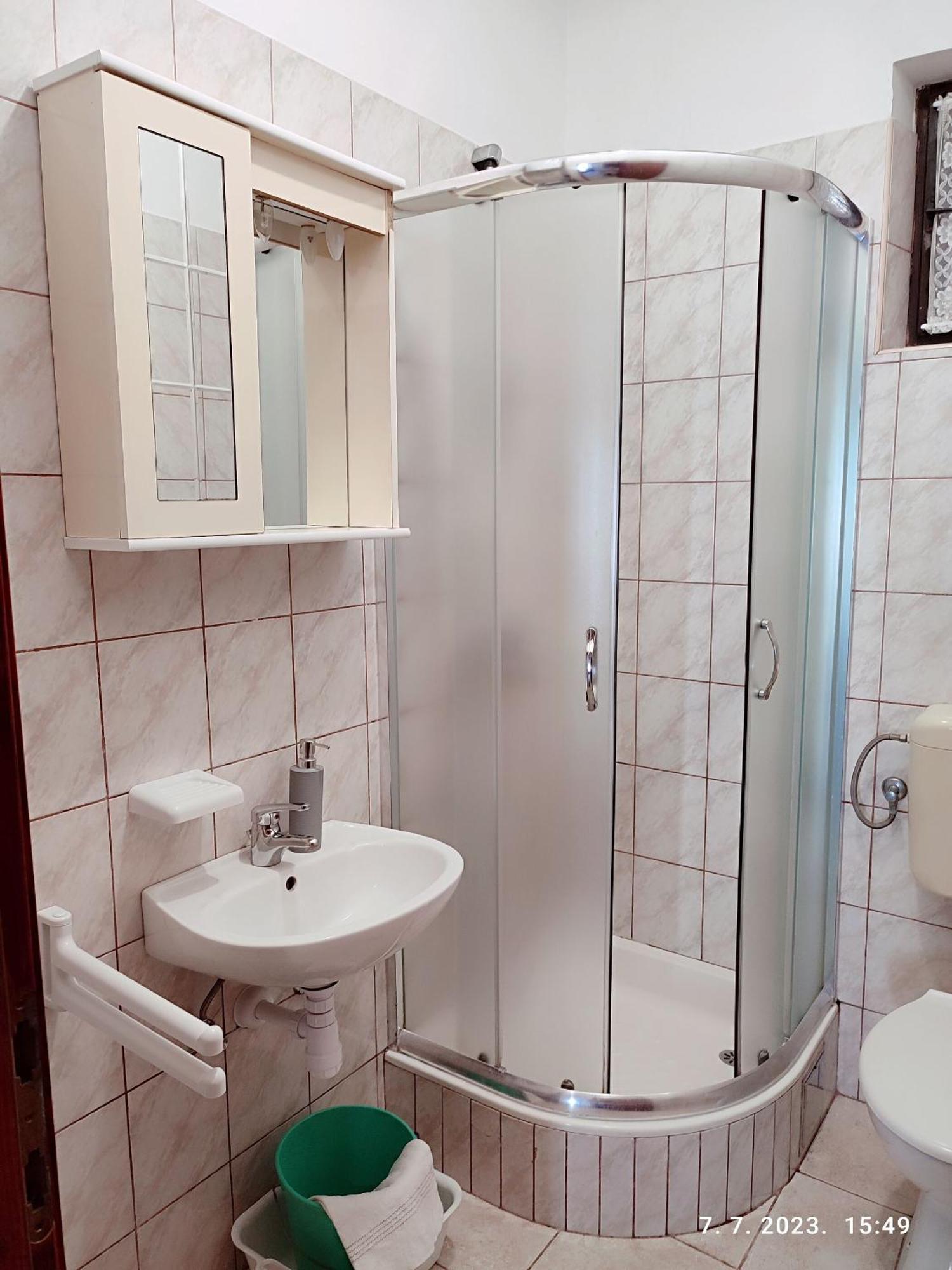 Apartment Slaven Vinisce Bagian luar foto